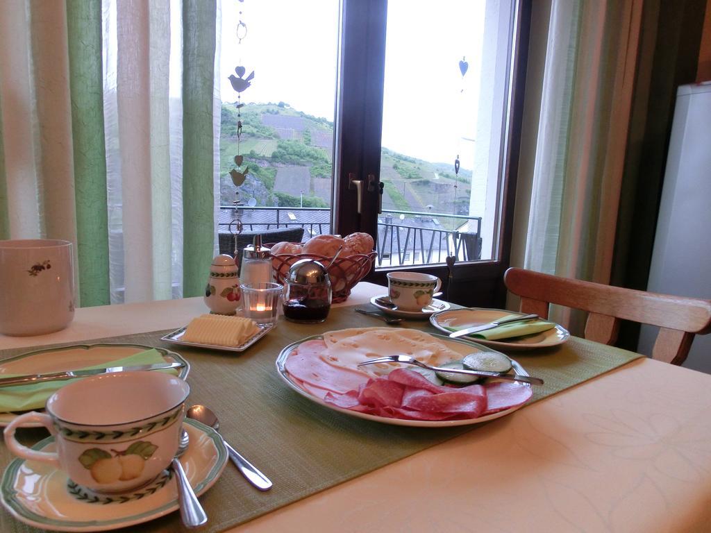 Ferienweingut Hirschen Schulstrasse Bed & Breakfast Burg  Rom bilde