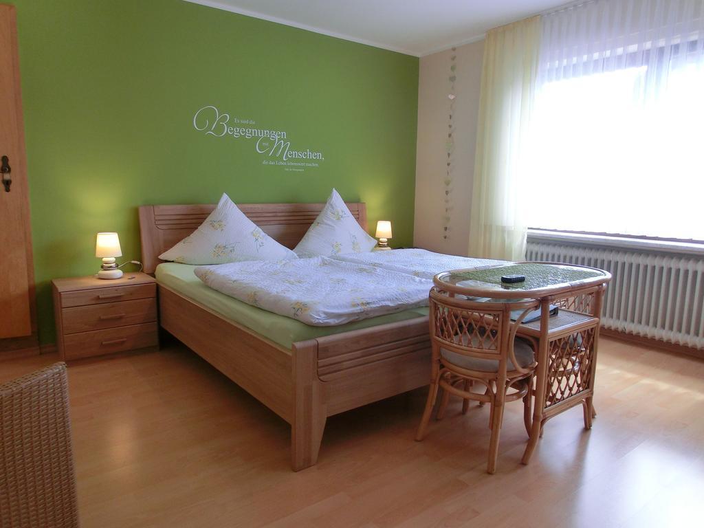 Ferienweingut Hirschen Schulstrasse Bed & Breakfast Burg  Rom bilde