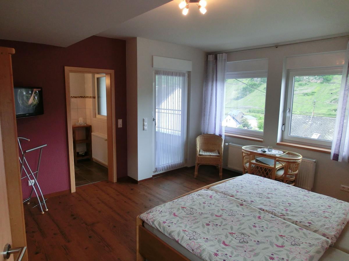 Ferienweingut Hirschen Schulstrasse Bed & Breakfast Burg  Eksteriør bilde